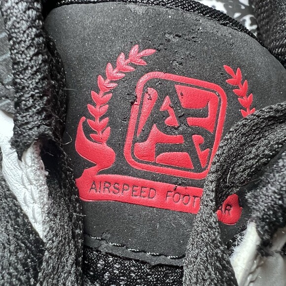 Airspeed Footwear Spade 2 Boys Size 6 Skateboarding Sneakers Low Top White Red - Picture 7 of 12